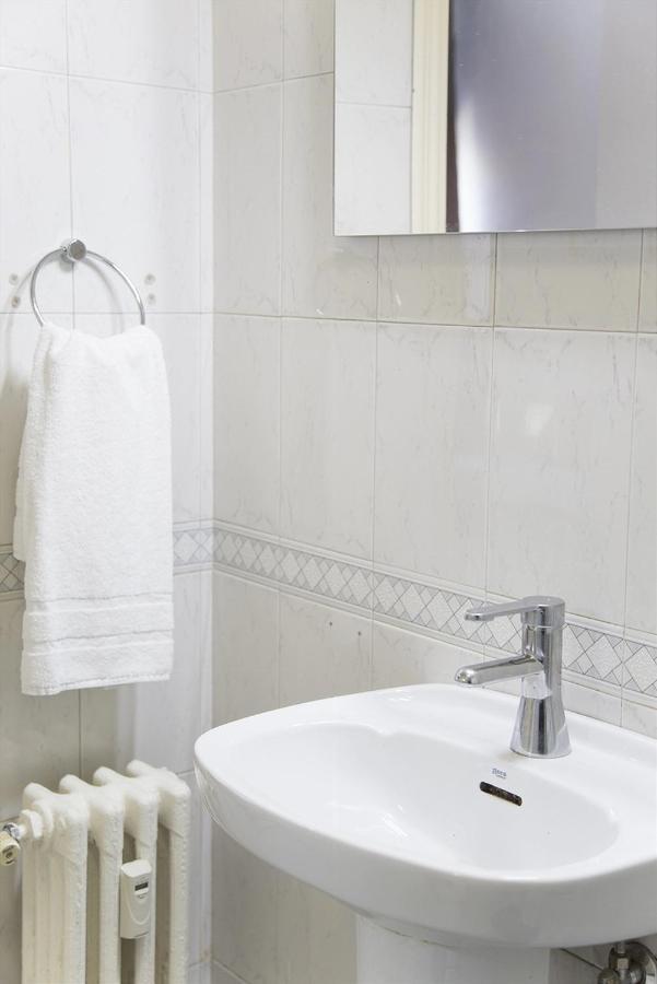 Apartamento En Plaza Callao Madrid Exterior foto